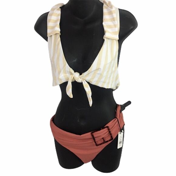 We Wore What Salerno Tie-Front Bikini Top XL - Picture 3 of 6